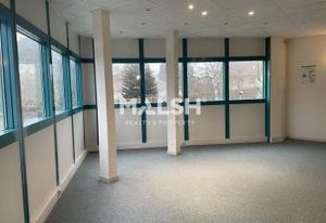 Location bureaux Charbonnières-les-Bains - 20 min de Lyon, nombreux parkings