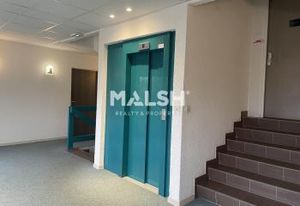 Location bureaux Charbonnières-les-Bains - 20 min de Lyon, nombreux parkings