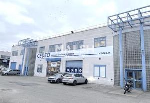 Location bureaux Lyon 7 - Proche Gare Jean-Macé, bus, tram et métro