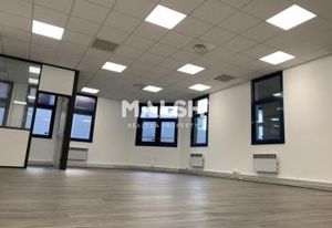 Location bureaux Saint-Quentin-Fallavier - Proche gare SNCF