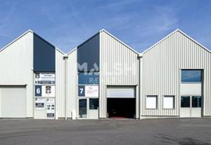Local d'activités à louer Genas - Proche Rocade Est A46