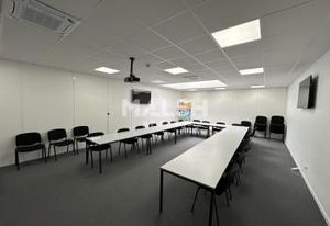 Location bureaux Vaulx-Milieu - Proche autoroute A43 et gare