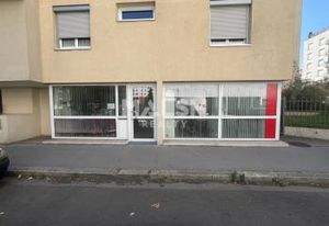 Local commercial à vendre Lyon 8ème - Proche Métro