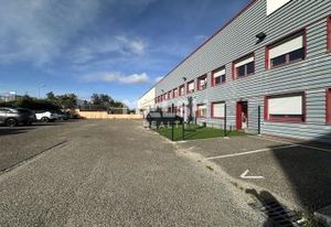 Location boxs de stockage Caluire-et-Cuire - Proche périphérique et bus