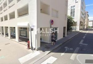 Local commercial à vendre Lyon 7 - Transports en commun