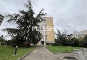 Location bureau Lyon 8 - Proche métro, gare et autoroute
