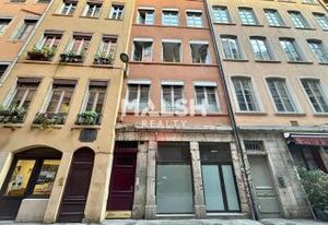 Location bureau Lyon 1 - Proche métro A et commerces