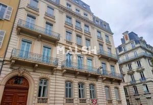 Vente bureau Lyon 2 - Proche gare, métro et tram