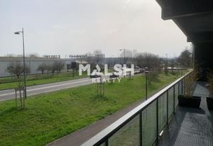 Location bureau Beynost - Proche autoroutes et centre commercial