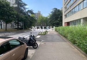 Vente bureau Rillieux-la-Pape - Proche gare et métro