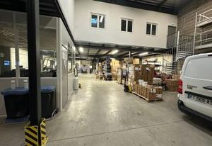 Local d'activités à vendre Vénissieux - Proche A7 et bus TCL