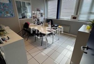 Location bureaux Sorbiers - Proche gare et autoroute A72