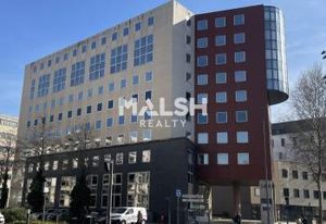 Location bureaux Villeurbanne - Proche transports en commun