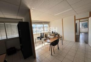 Location bureau Sorbiers - Proche Carrefour et transports