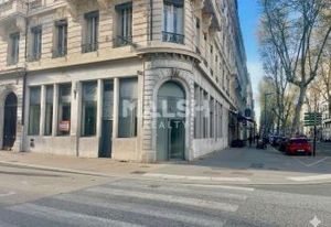 Location local commercial Lyon 6 - Angle rues Lafayette/Saxe