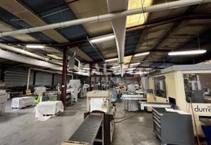 Local d'activité à vendre/location Bron - Proche A43 et transports