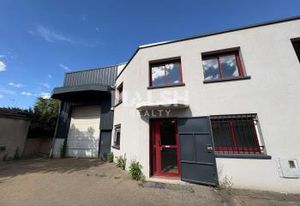 Location activité/entrepôt - 910 m²