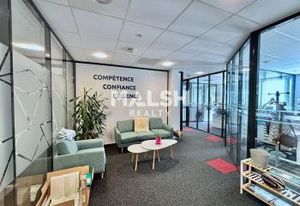 Location bureaux Lyon 7 - Tramway, parkings et cadre verdoyant