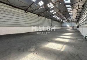Location local d'activité Belleville-en-Beaujolais - Proche A6 et gare