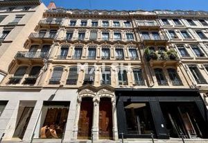 Bureaux à louer Lyon 2 - Métro A/D et bus multiples