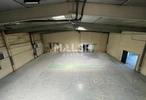 Bâtiment d'activités rénové à vendre Dardilly - Proche A6 et A89