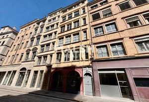 Location bureaux Lyon 2 Presqu'ile - Métro, bus et vélo'v