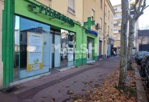 Vente local commercial Saint-Fons - Proche axes et transports