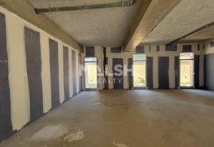 Local commercial Saint-Genis-Laval - Avenue centrale dynamique