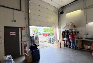 Local d'activité à vendre Décines-Charpieu - Parc clos