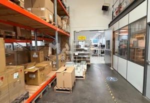 Local d'activité à vendre Décines-Charpieu - Parc clos