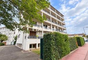 Vente bureaux Vénissieux - Proche périphérique et métro Debourg
