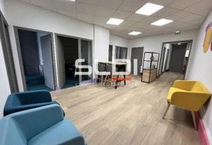 Location bureaux Lyon 2 - Proche métro, bus et tramway