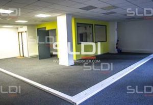 Location bureaux Lyon 3 - Proche pôle multimodal, métro et gare Part-Dieu
