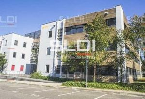 Location bureaux Saint-Priest - Parc technologique, proche Tram T2 et Aéroport Saint-Exupéry