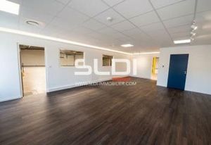 Location locaux d'activité Corbas - Proximité bus 24 Août