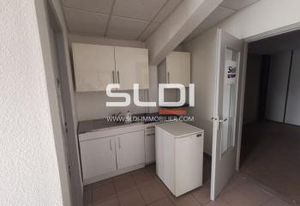 Location bureaux Saint-Pierre-de-Chandieu - Parc d'activité sécurisé, bus TCL Ligne 30