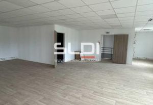 Location bureaux Genay - Proche sortie d'autoroute, bus