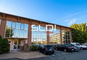 Location bureaux Villefranche-sur-Saône - Proche A6 et zone industrielle