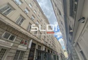Location bureaux Lyon 1 - Proche métro et bus