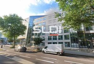 Location bureaux Lyon 3 - Proche bus, métro et tram