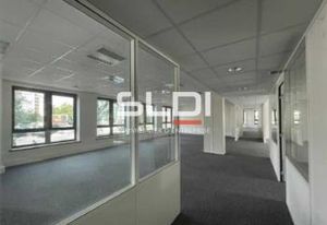 Location bureaux Lyon 3 - Proche bus, métro et tram