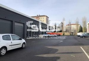 Location bureaux Vénissieux - Parc d'activités 2020, bus HLM République