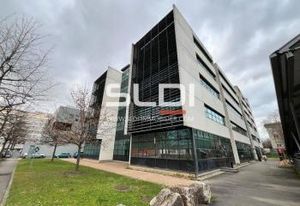 Location bureaux Lyon 8 - Proche métro Laennec