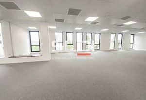 Location bureaux Villeurbanne - Proche tramway Gare de Villeurbanne
