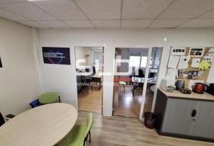 Location bureaux Chassieu - Proche autoroute A46 et A43