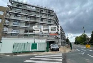 Local commercial à louer Écully - Proche échangeur du Pérollier