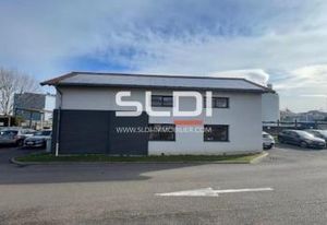 Location bureaux Rillieux-la-Pape - Proche bus et gare SNCF