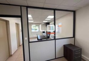 Location bureaux Toussieu - Proche bus Logis Neuf - Garenne