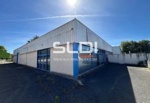 Location activité/entrepôt - 382 m²