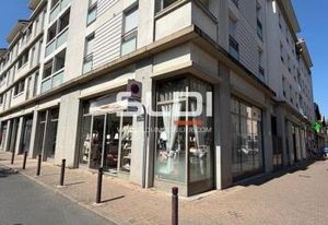 Location local commercial Villefranche-sur-Saône - Proche gare